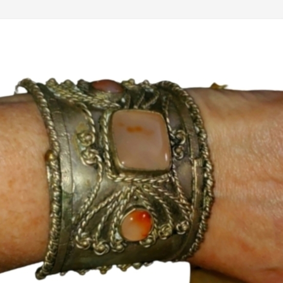 Vintage Tribal Carnelian cuff - Picture 1 of 7